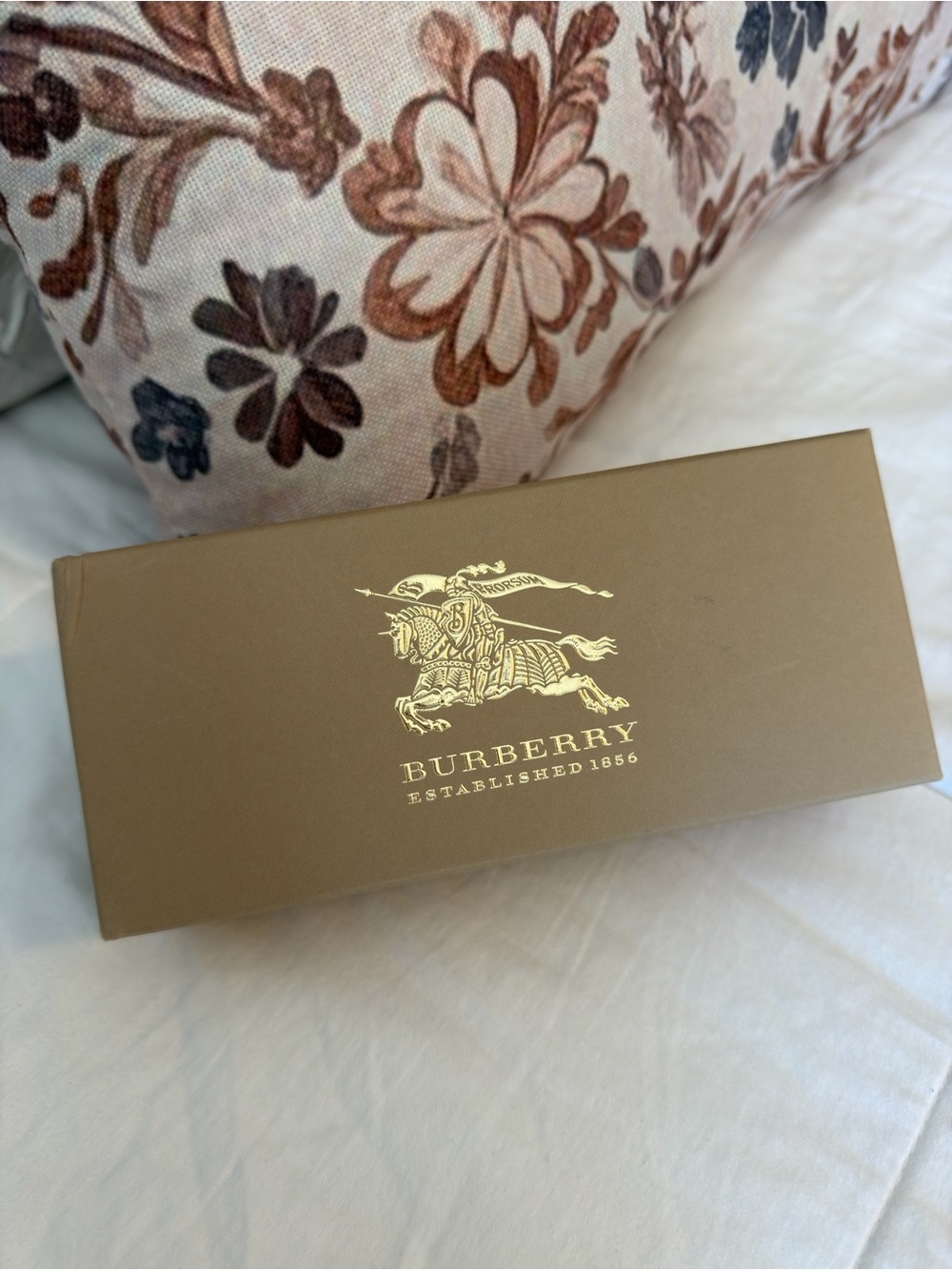 Lux Sunglasses Gift Box – Gold and Brown